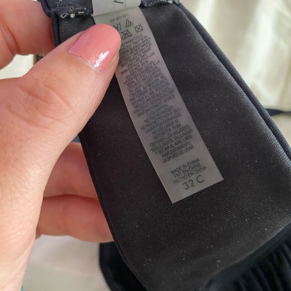 Black Bikini Top - 32C cup - Picture 4 of 4